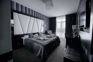 Отель Hotel Grafit Кельце Двухместный номер с 1 кроватью или 2 отдельными кроватями-4