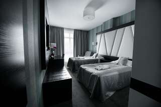 Отель Hotel Grafit Кельце Двухместный номер с 1 кроватью или 2 отдельными кроватями-15