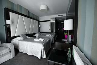 Отель Hotel Grafit Кельце Двухместный номер с 1 кроватью или 2 отдельными кроватями-29